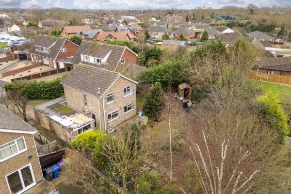 Woodhall Crescent, Saxilby, LN1