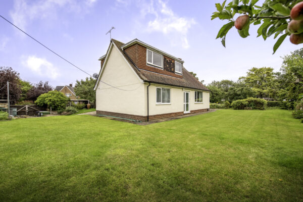 Cliff Road, Welton, LN2