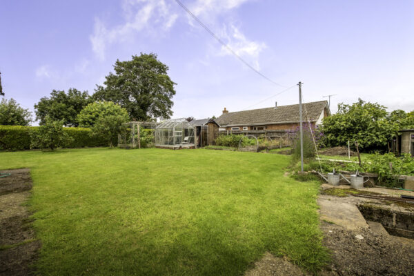 Cliff Road, Welton, LN2
