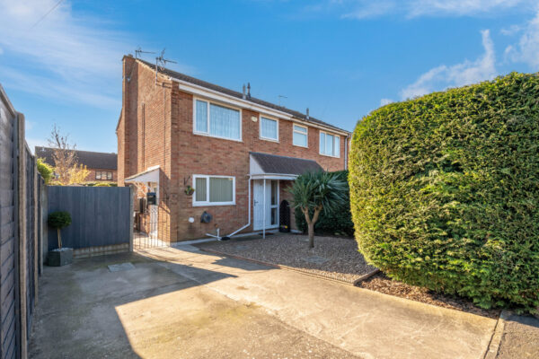 Meadowdale Crescent, Grantham, NG31