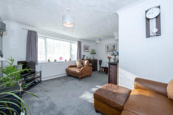 Meadowdale Crescent, Grantham, NG31