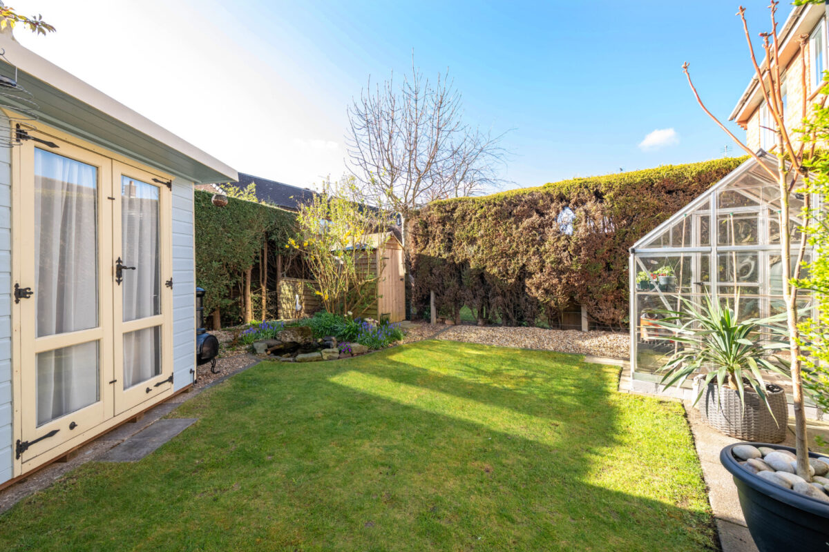 Meadowdale Crescent, Grantham, NG31