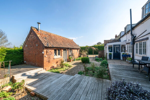 Station Road, Little Bytham, NG33