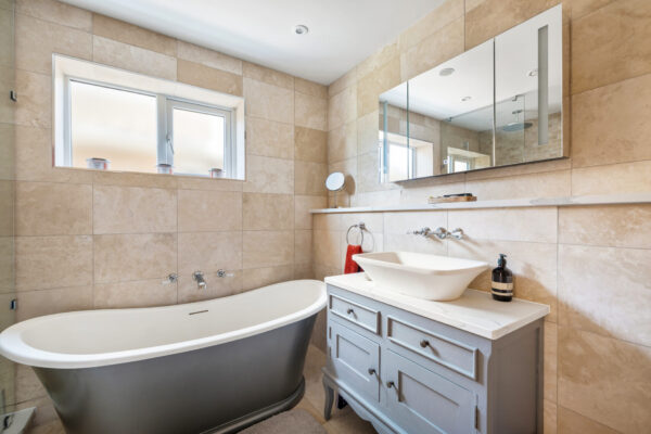 Courtfield Close, Sudbrooke, LN2