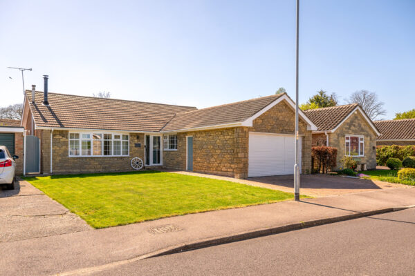 Courtfield Close, Sudbrooke, LN2