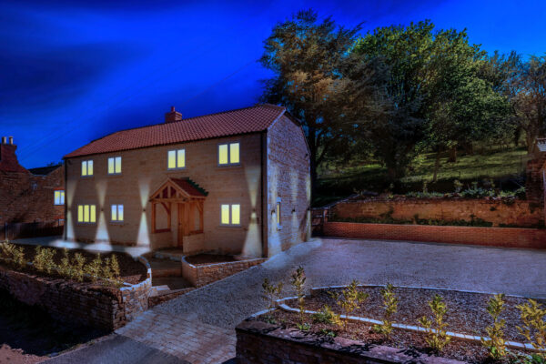 Main Street, Woolsthorpe, NG32