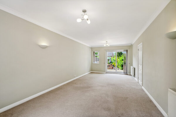 Newport, Lincoln, LN1