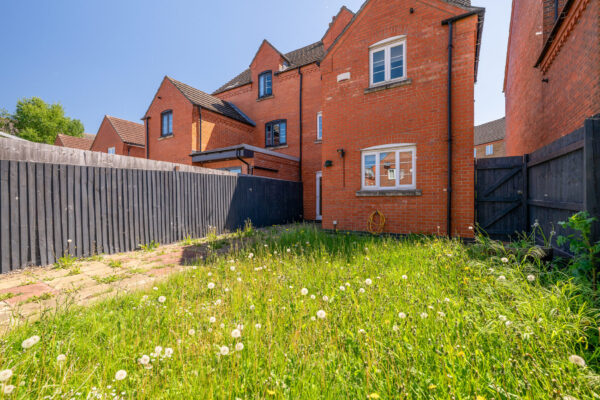 Exley Square, Lincoln, LN2