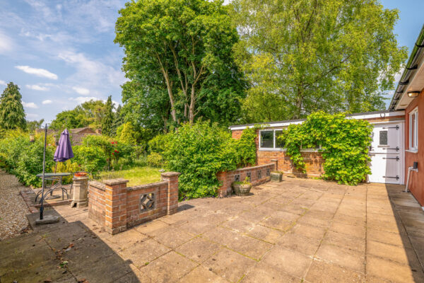 Newport, Lincoln, LN1