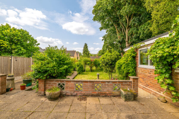 Newport, Lincoln, LN1