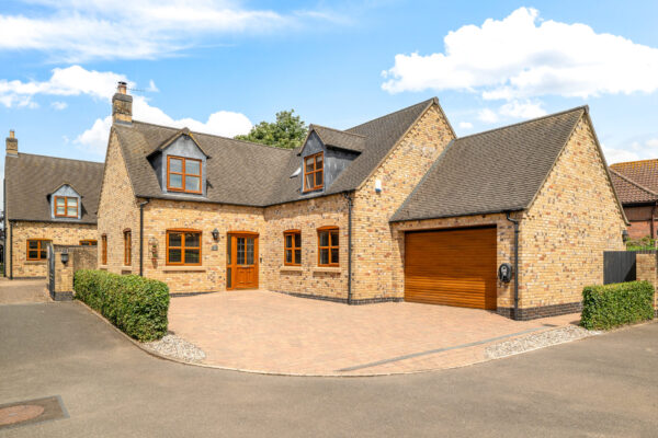 Owls End, Welton, LN2