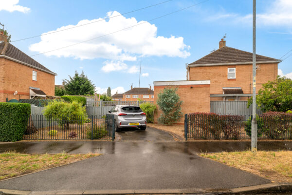 Perney Crescent, North Hykeham, LN6
