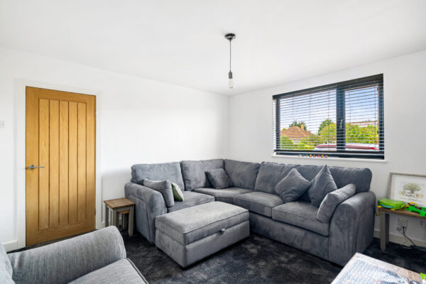 Lincoln Road, North Hykeham, LN6