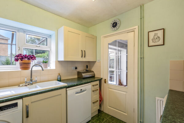 Perney Crescent, North Hykeham, LN6