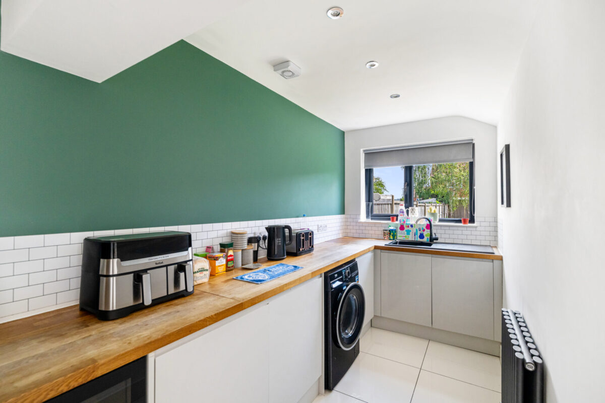 Lincoln Road, North Hykeham, LN6
