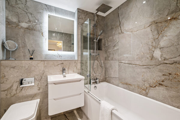Meadowsweet Lane, Witham St. Hughs, LN6