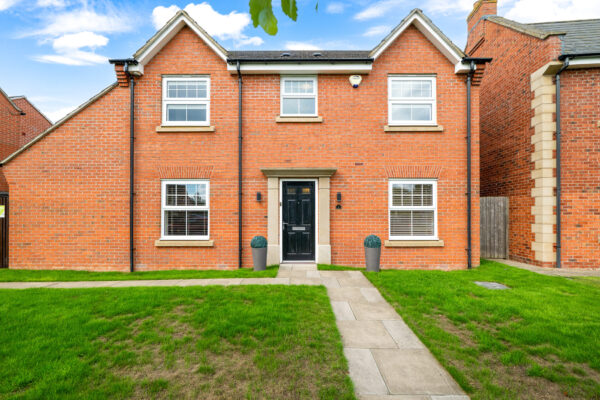Meadowsweet Lane, Witham St. Hughs, LN6
