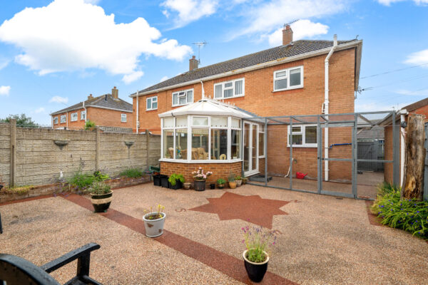 Perney Crescent, North Hykeham, LN6