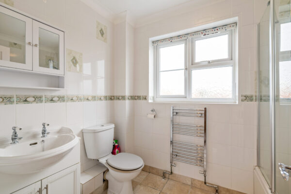 The Hardings, Welton, LN2