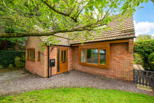 Daniel Gardens, Heighington, LN4