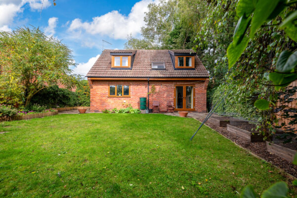 Daniel Gardens, Heighington, LN4