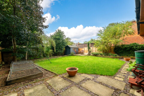 Daniel Gardens, Heighington, LN4