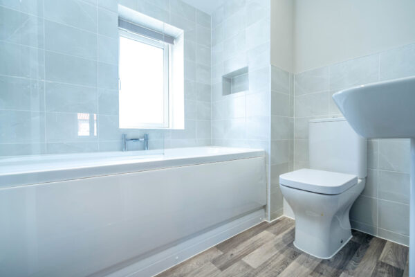 Main Road, Leadenham, LN5