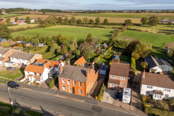 Fen Road, Heighington, LN4