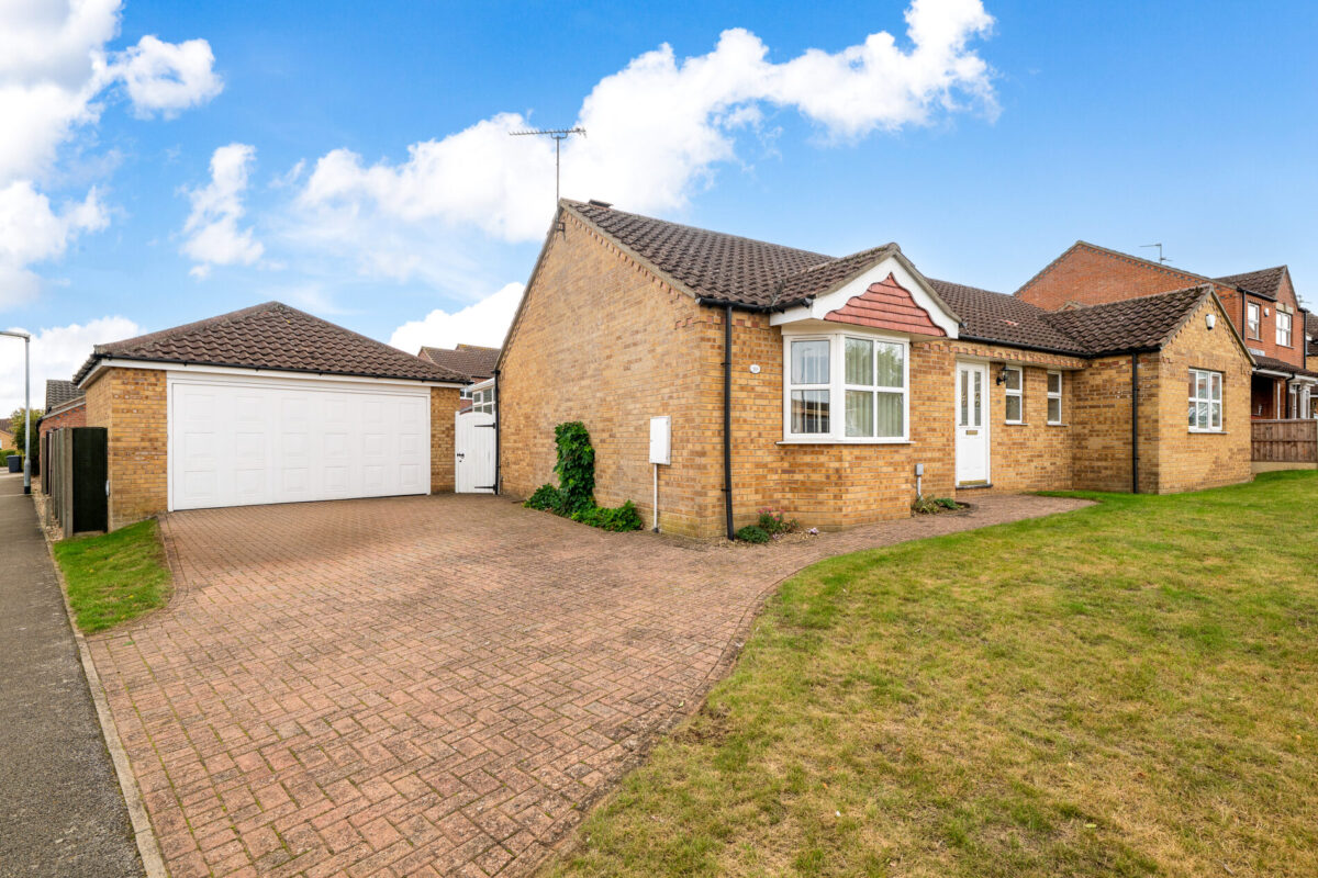 Heath Road, Navenby, LN5