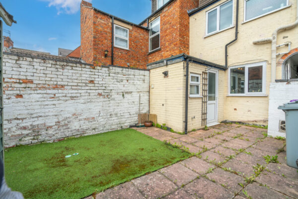 Albion Road, Grantham, NG31