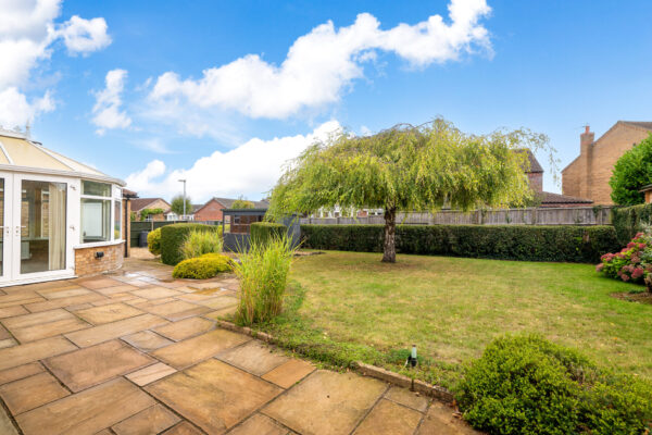 Heath Road, Navenby, LN5