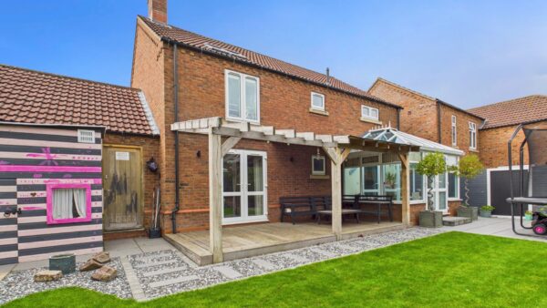 Mayfair Close, Cherry Willingham, LN3