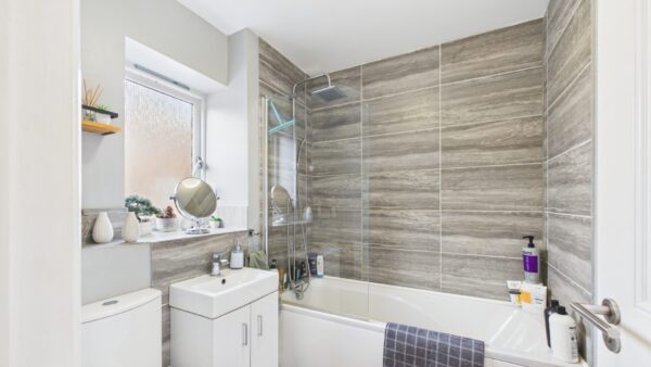 Furlong Way, Holdingham, NG34