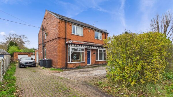 Newark Road, North Hykeham, LN6