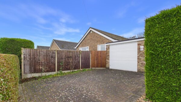 Norman Crescent, Metheringham, LN4