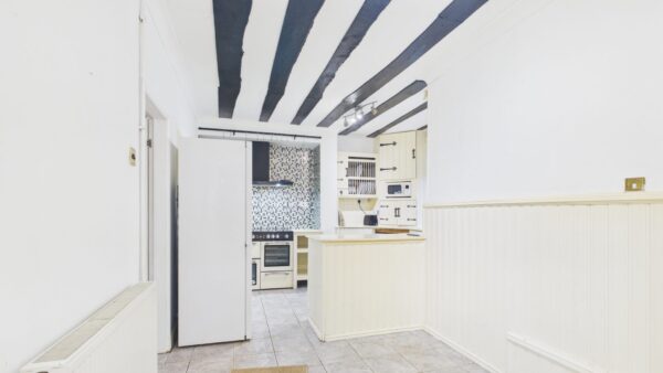 High Street, Faldingworth, LN8