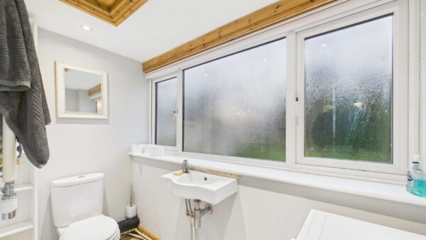 High Street, Faldingworth, LN8