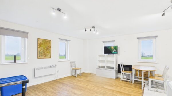 High Street, Faldingworth, LN8