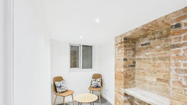 Drury Lane, Lincoln, LN1