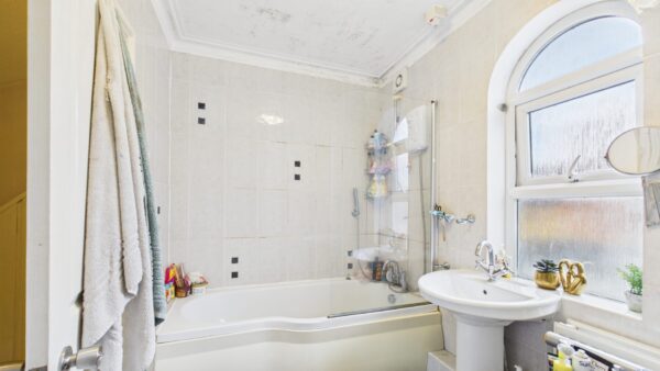 Carholme Road, Lincoln, LN1