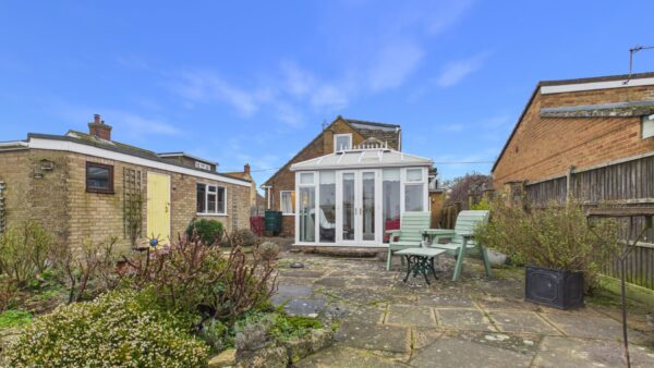 Eastfield Lane, Welton, LN2