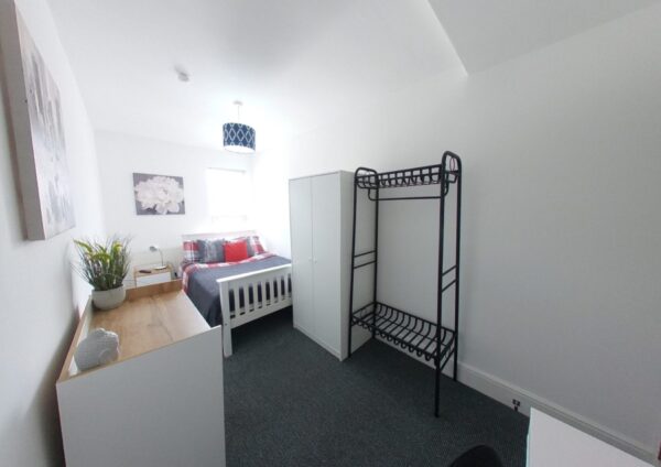 Dixon Street, Lincoln, LN5