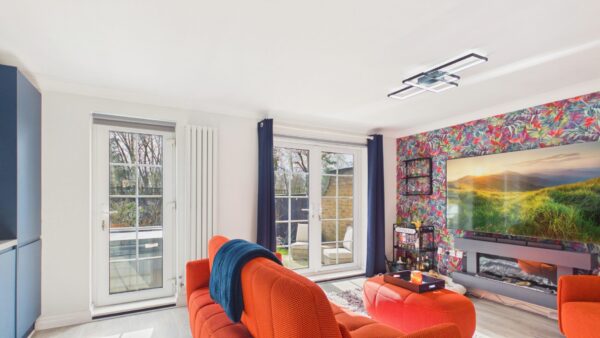 Park Lane, Burton Waters, LN1